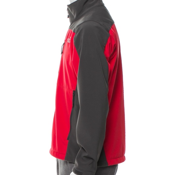 The North Face Lightweight Colorblock
Zip-Up Jacket - Picture 3 of 5